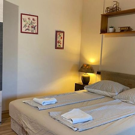 Bristol Apartments Baja Ngoại thất bức ảnh